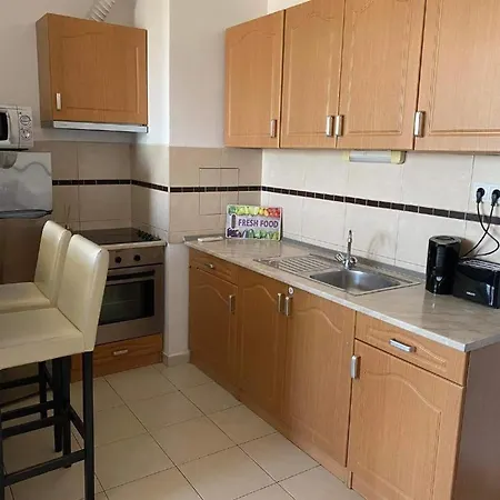 Nikola Apartman *